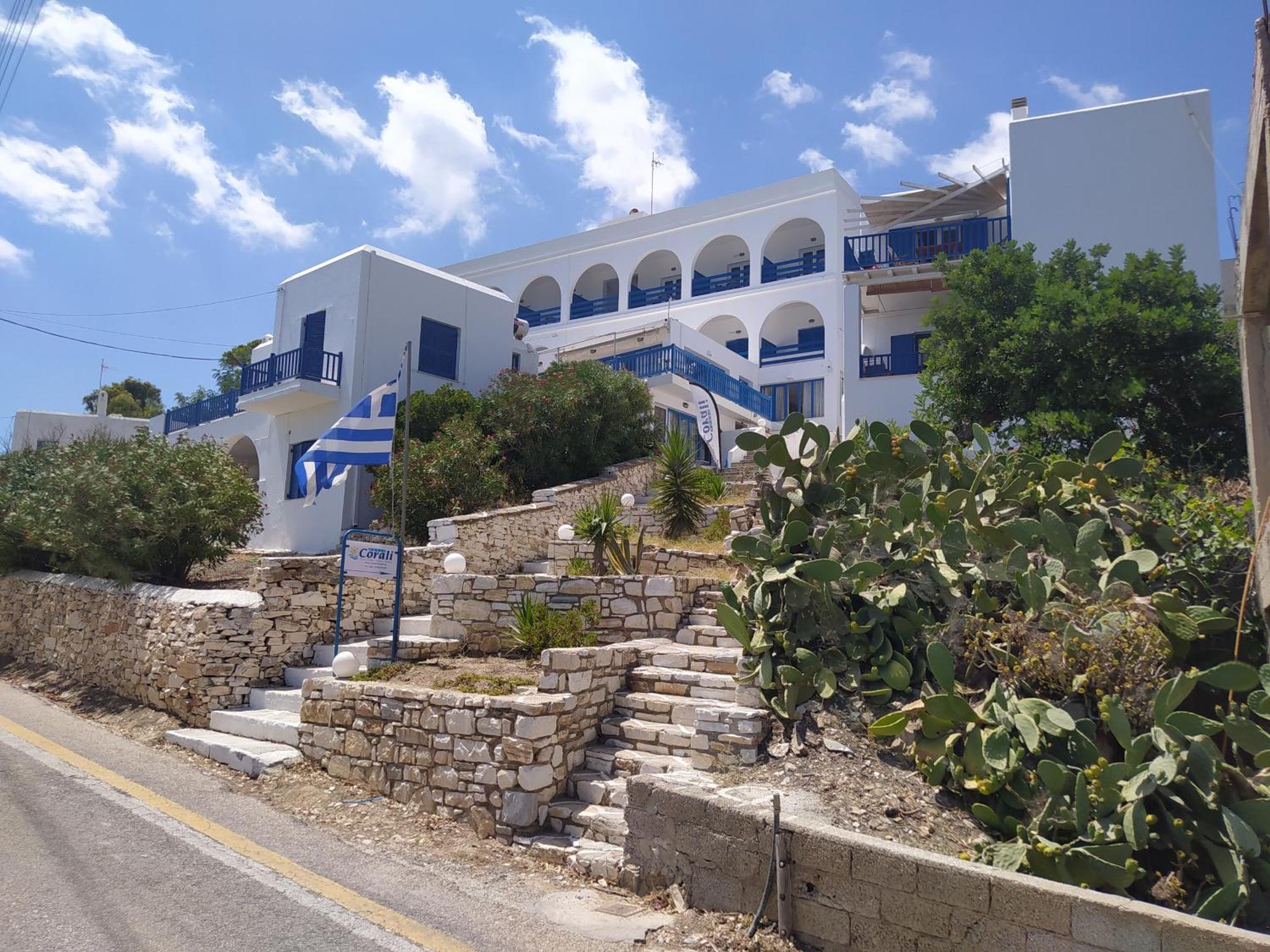 Corali Hotel Piso Livadi Exterior photo